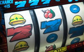 Myanmar ကစားသမားများ kbz99 ငွေသွင်းပြီး Football Betting Casino ကစားနေကြ